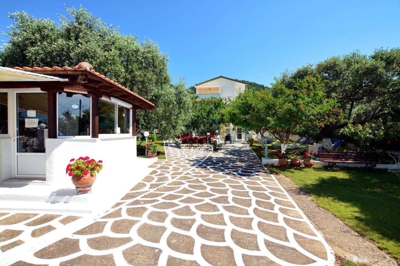 Villa Emilia Pachis  Luaran gambar
