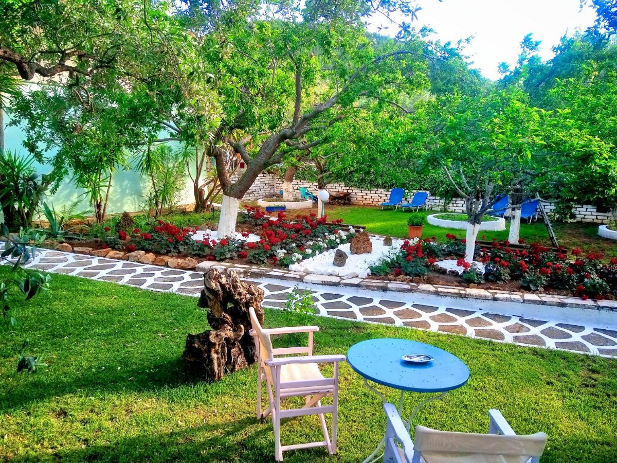 Villa Emilia Pachis  Luaran gambar