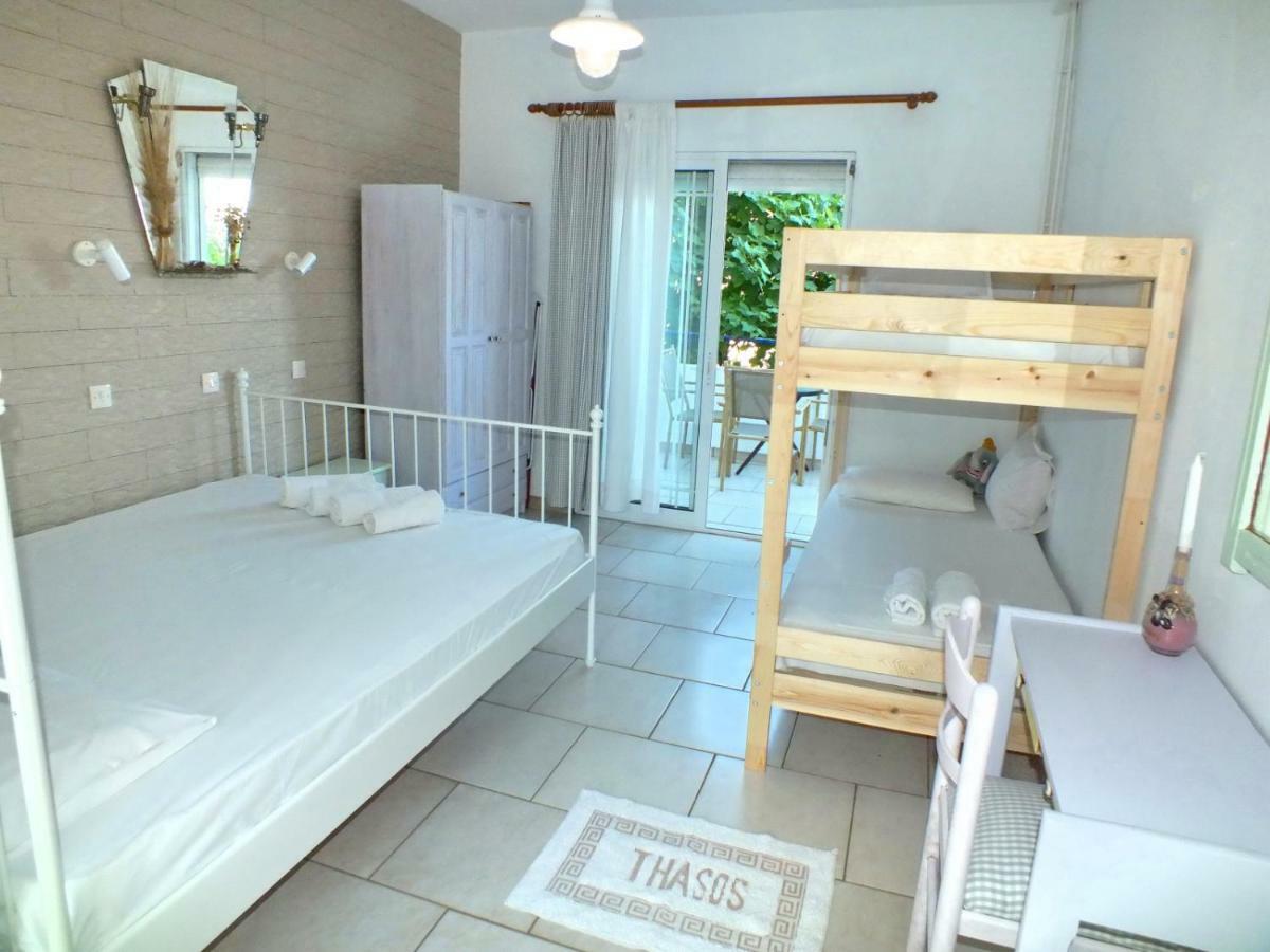 Villa Emilia Pachis  Luaran gambar